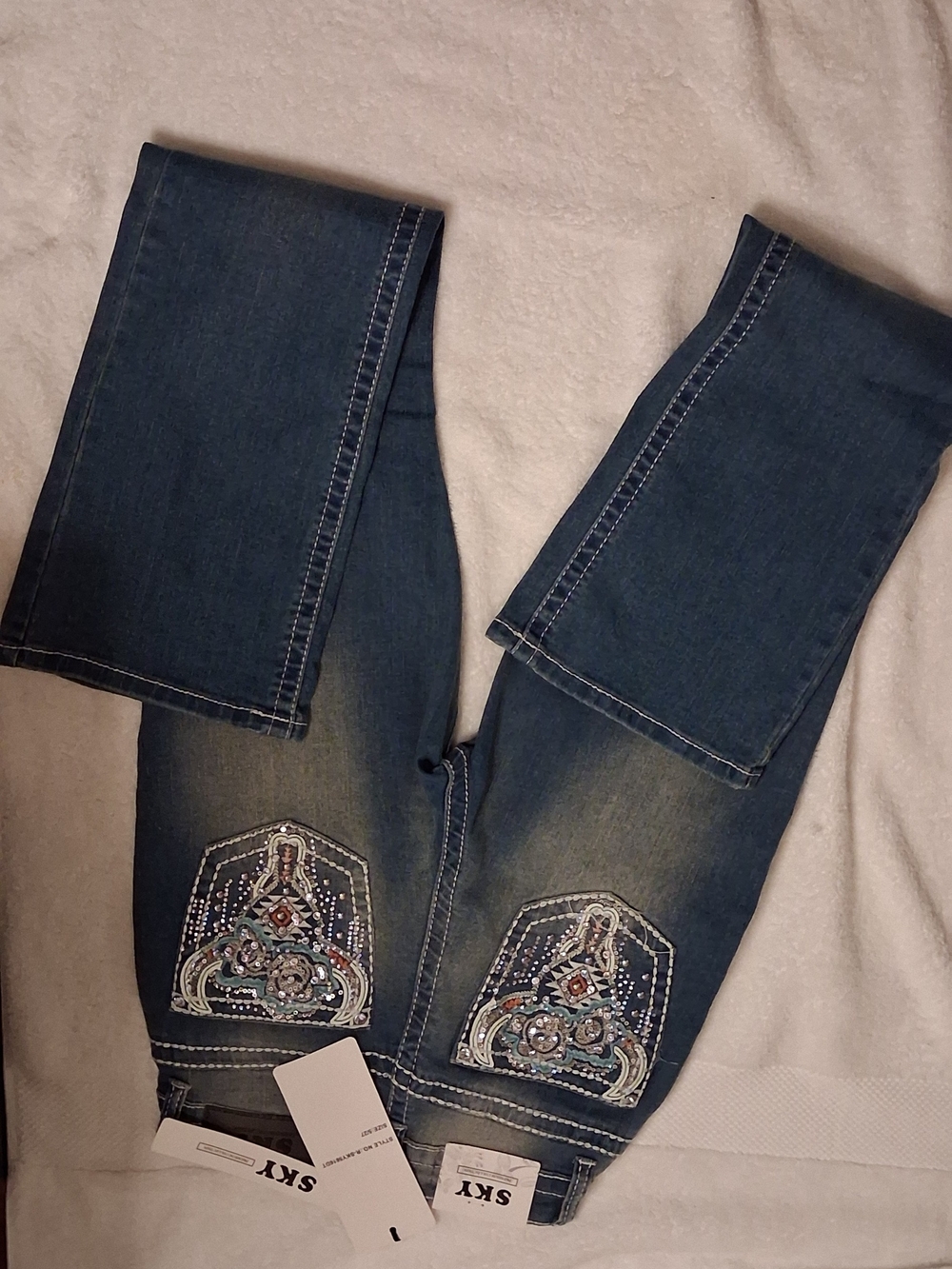 NWT SKY Embellished Steer Skull Back Pocket Bootcut Jeans Size 5/27